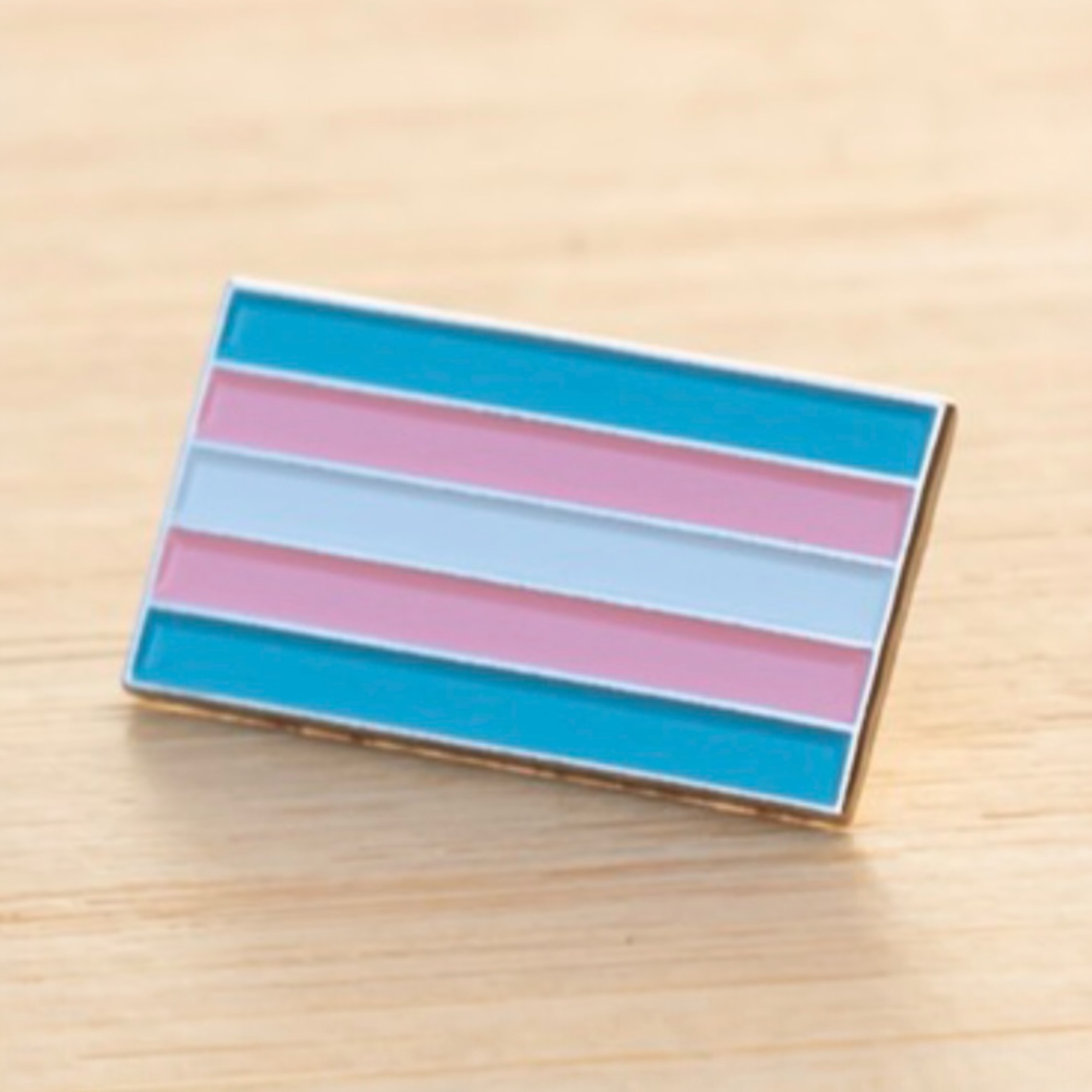 Trans-Flag-Pin